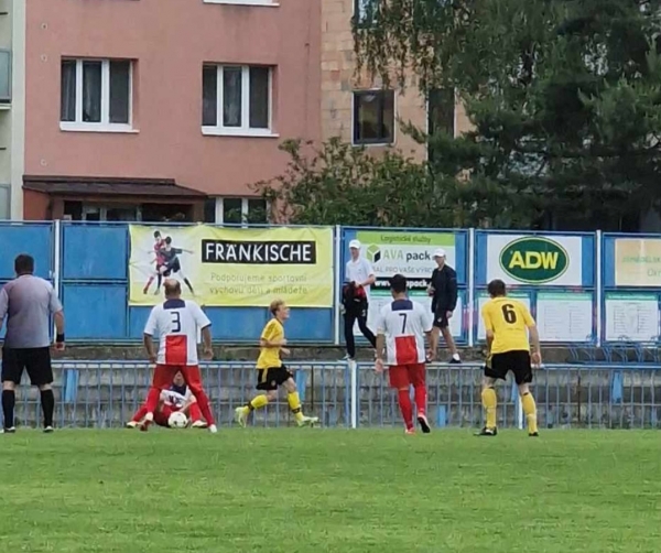 Další prohra proti posilněnému béčku Polné, Benfika slaví vytoužený bod